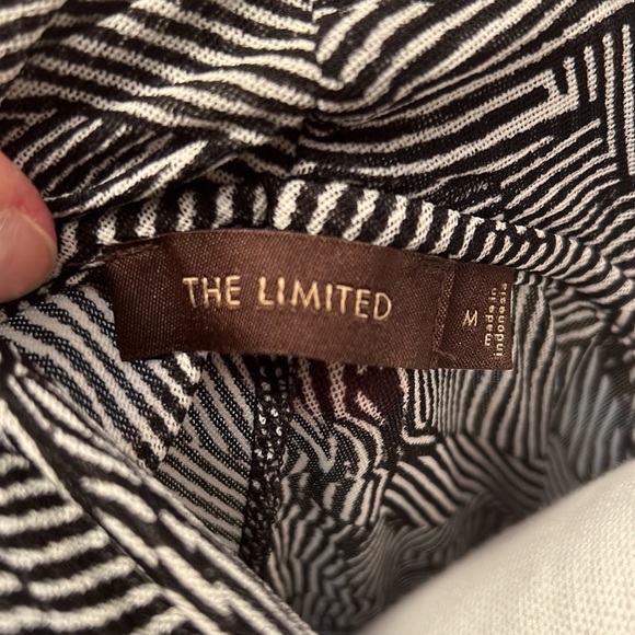 The Limited Black & White Sheer Cowlneck Top - M - Picture 4 of 5